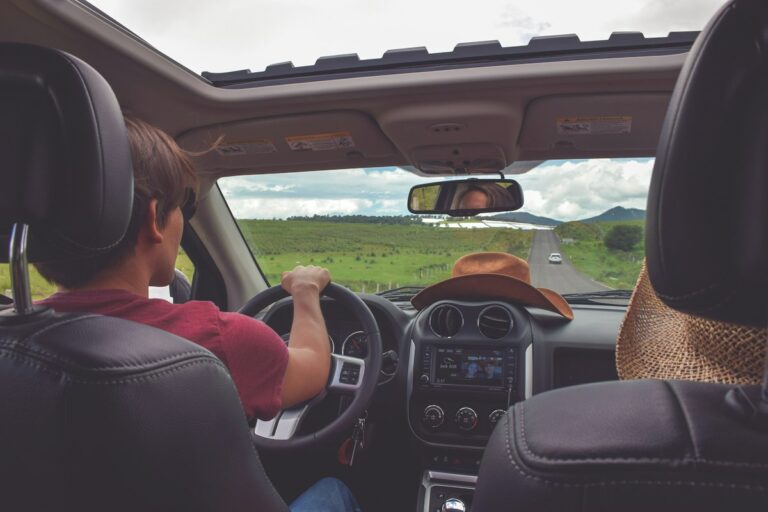 Driver and passenger on an everyday drive